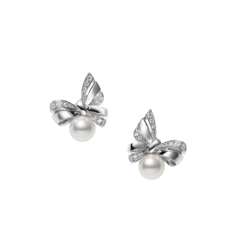 Jeux de Rubans Zhuji Cultured Pearl and Diamond Earrings in Silver