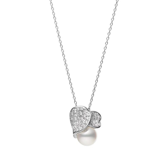 Les Pétales Place Vendôme Zhuji Cultured Pearl and Diamond Pendant In Silver