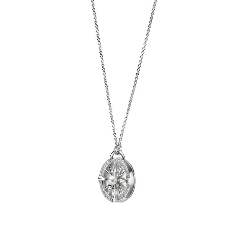 LUCKY ARROWS Akoya Cultured Pearl Pendant Silver