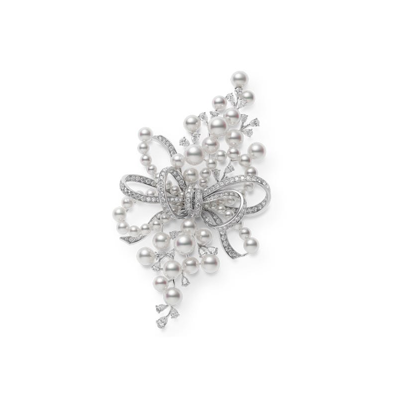 Zhuji Cultured Pearl and Diamond Ribbon Brooch set in Silver