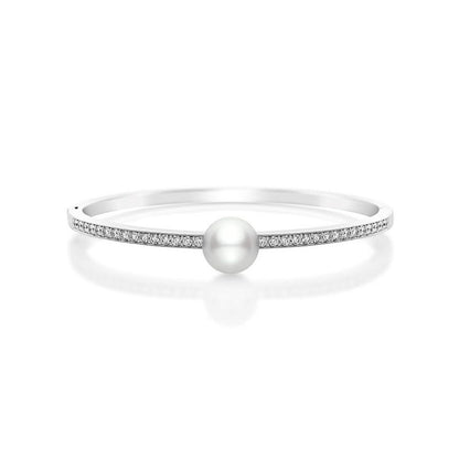 Classic White South Sea Cultured Pearl and Diamond Bracelet