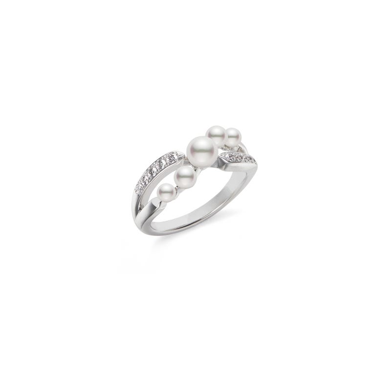 Cluster Zhuji Cultured Pearl and Diamond Ring