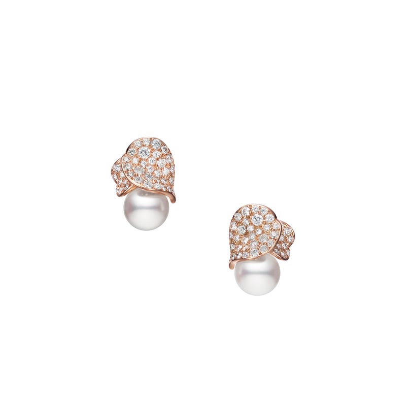 Les Pétales Place Vendôme Earrings in Pink