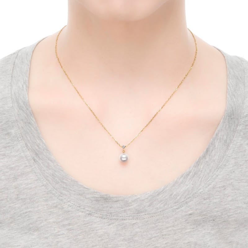 Zhuji Cultured Pearl and Diamond Pendant in Yellow