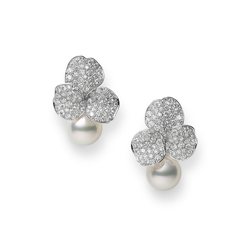 Les Pétales Place Vendôme ホワイト南洋養殖真珠とダイヤモンドのイヤリング